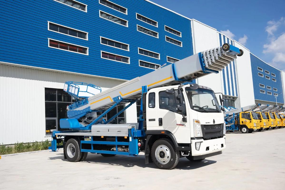 黎川县出租云梯车高空作业车 建筑垃圾搬运