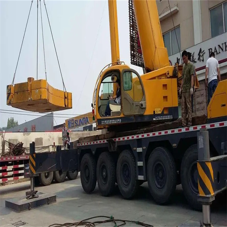 黎川县当地吊车出租|机器吊装|75吨|工厂搬迁服务